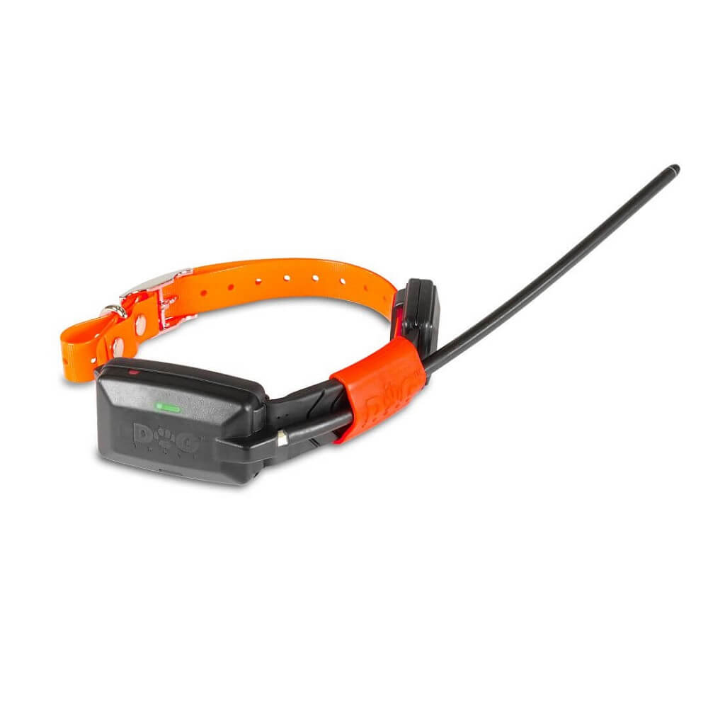 GPS каишка Dogtrace X21 с оранжев калъф и антена.
